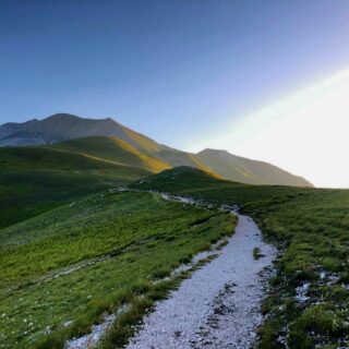 Le Prime Luci Sul Monte Vettore