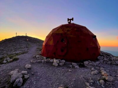 Bivacco Mario Pelino Al Tramonto