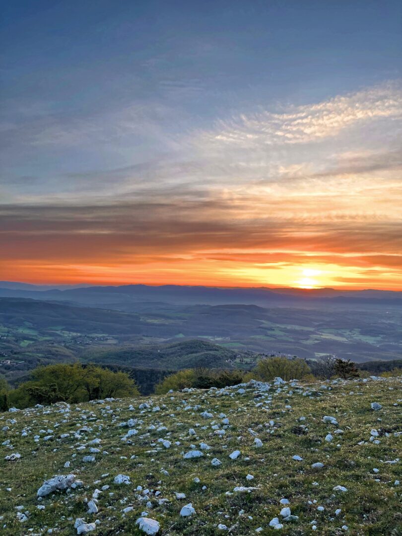 Alba sul pianoro