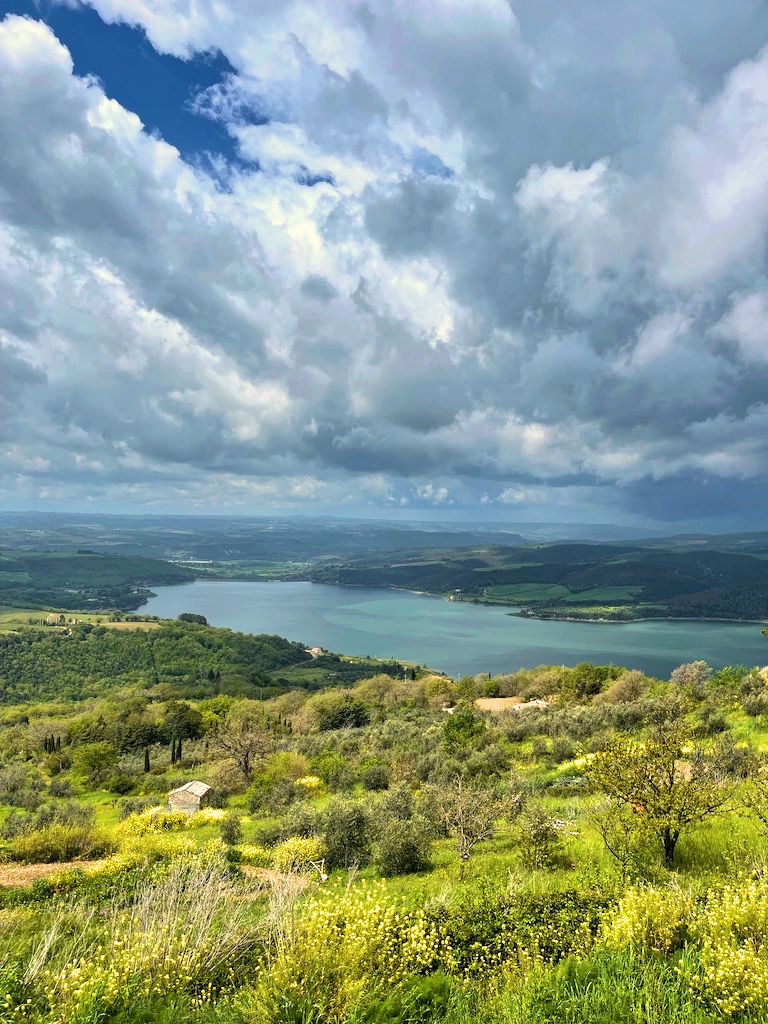 Lago di Corbara