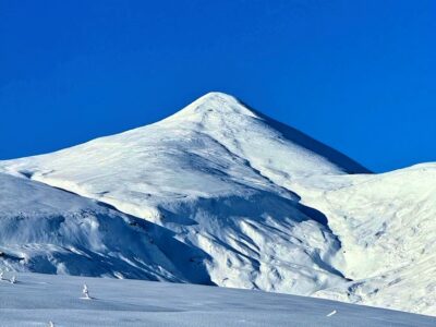 Contrasi Di Bianco, Di Azzurro